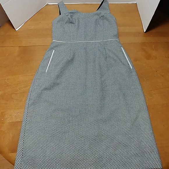 The Limited Dresses & Skirts - The Limited bodycon dress size 2